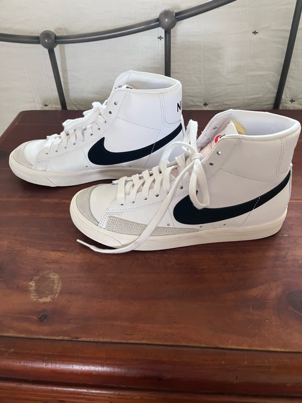 Nike Blazer Mid '77 Vintage White Black Sneakers - Women's Size 8 - Picture 2 of 10
